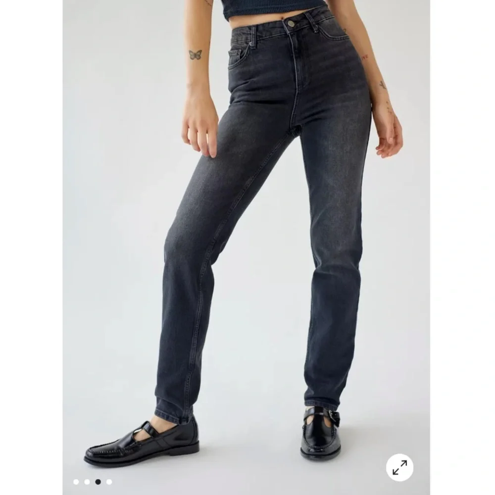 🟤NWT BDG High Waisted Skinny Jean in Black Sz 26